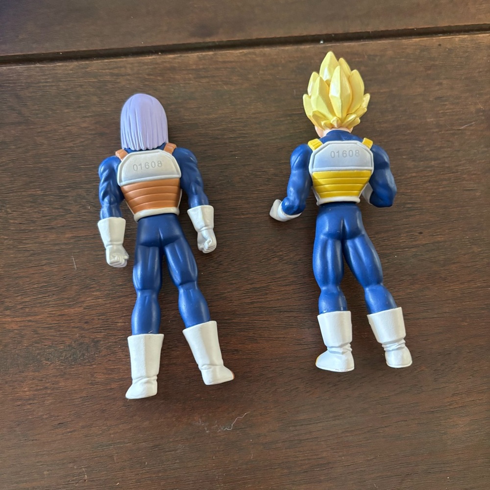 Dragon ball Z - Vageta & Trunks - lot of two plastic figurines - Picture 2 of 8